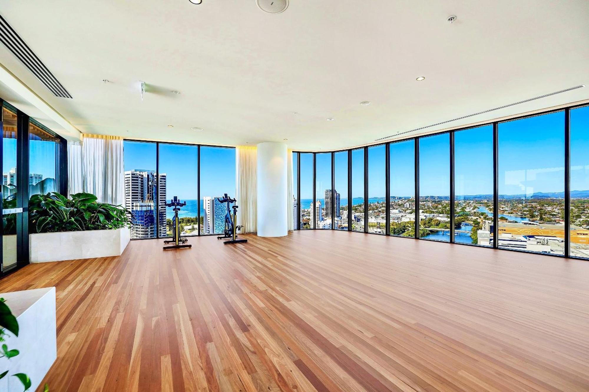 Luxury S Casino Residences Broadbeach - Holiday Paradise Gold Coast Exterior photo