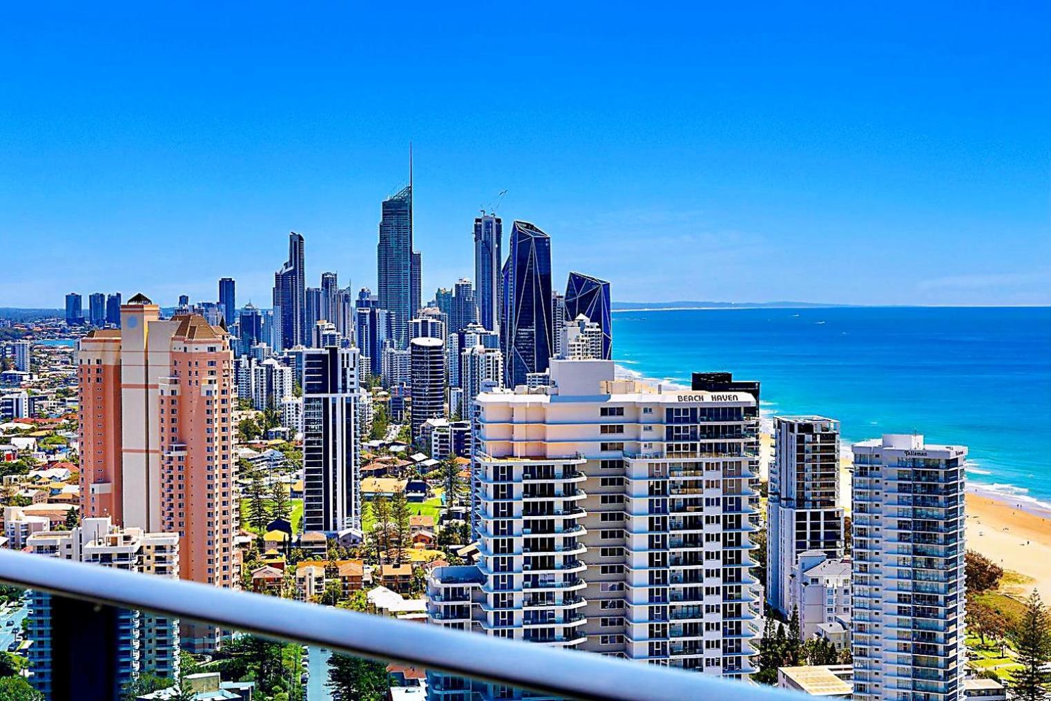 Luxury S Casino Residences Broadbeach - Holiday Paradise Gold Coast Room photo